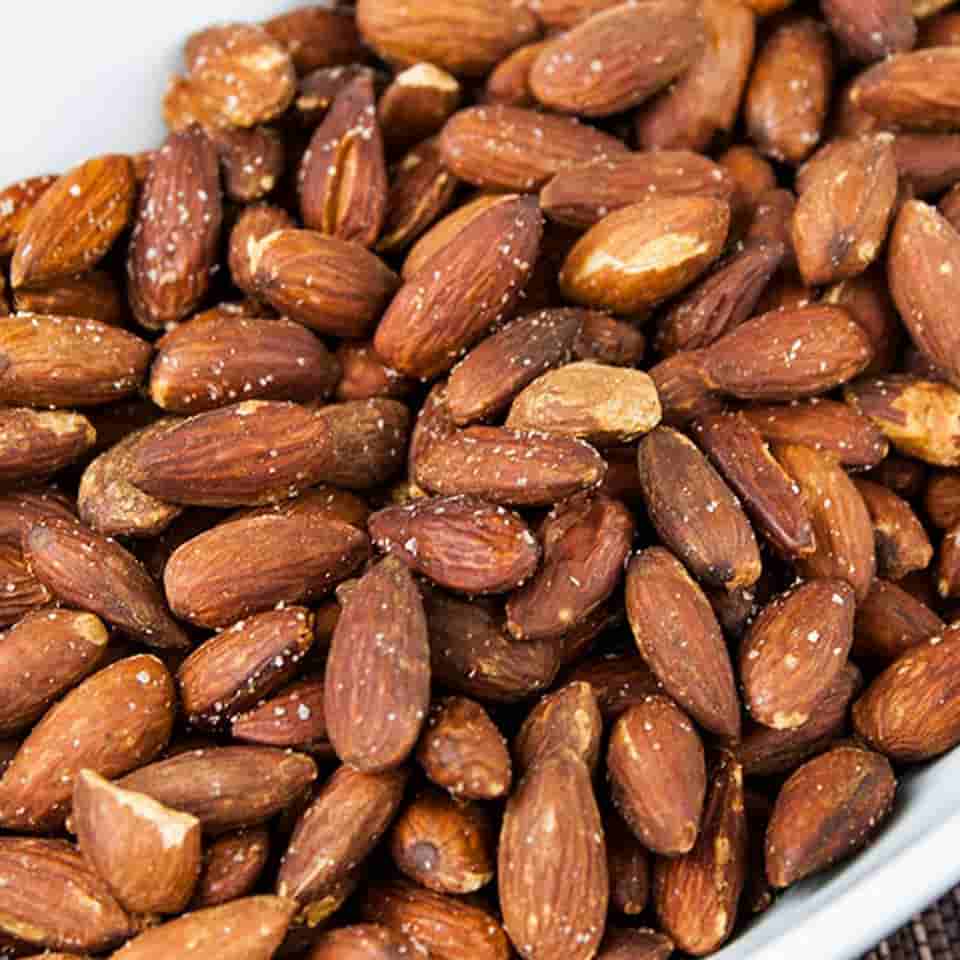تصویر 1 از بادام درختی شور مناسب هدیه و پک های پذیرایی